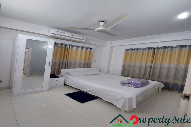 Cozy 2-Bedroom Furnished Apartment Rent in -Bashundhara R/A