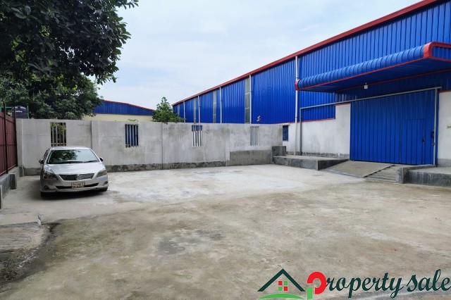 Commercial shed for rent