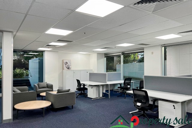 Fully Furnished Serviced Office