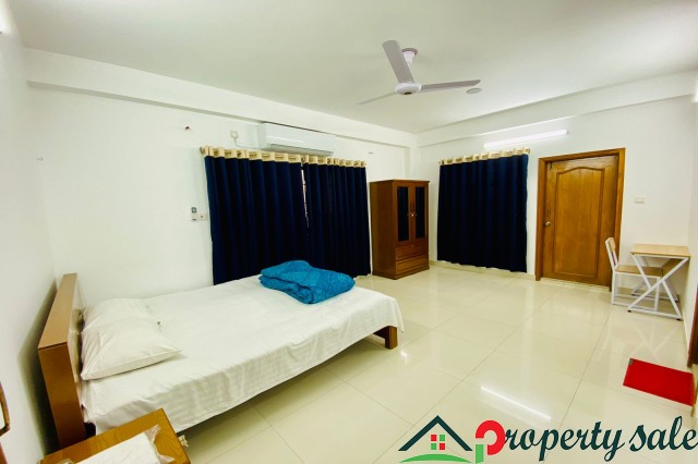 Elegant Furnished 3-Bedroom Flat Rent in Bashundhara R/A,Dhaka